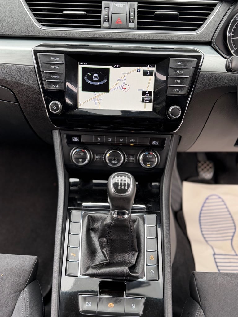 2015 Skoda Superb 2.0 TDI CR SE Business/ULEZ/£20 Road Tax/6 Months Warranty  ESTATE Diesel Manual