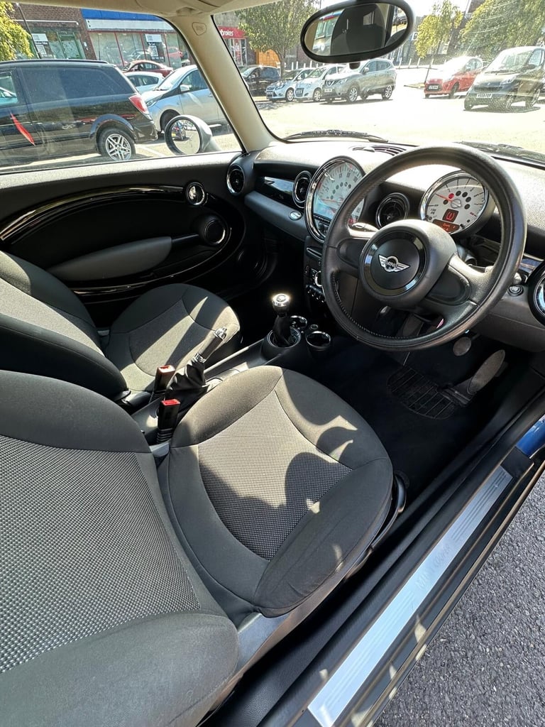 2011 MINI Hatch 1.6 Cooper 3dr HATCHBACK Petrol Manual