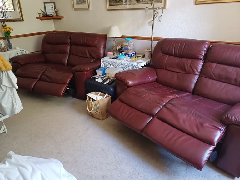 image for 2 x 2 recliner sofas