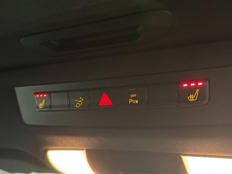 2016 Mercedes-Benz AMG GT 4.0 V8 BiTurbo S (Premium) Coupe 2dr Petrol SpdS DCT Euro 6 (s/s) (510 ...