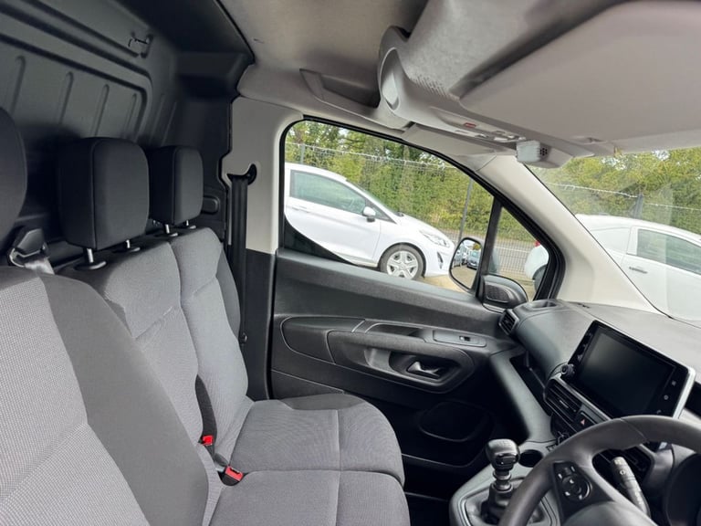 2021 Vauxhall Combo 1.5 Turbo D 2300 Sportive Panel Van 6dr Diesel Manual L2 H1 Euro 6 (100 ps) P...