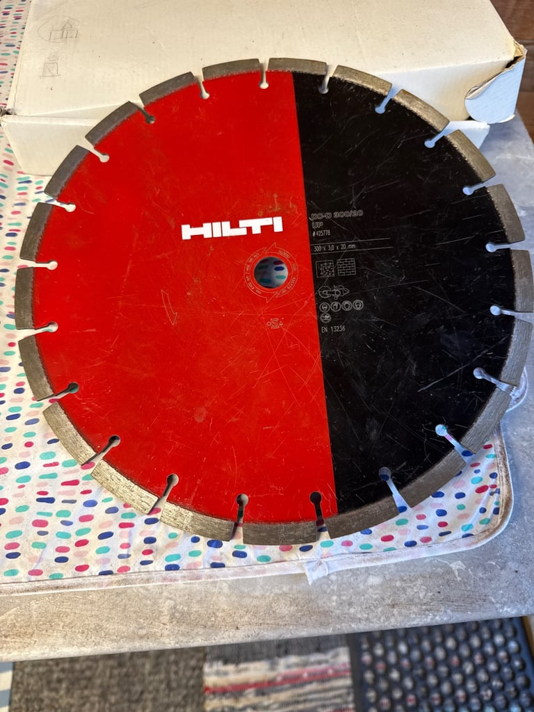 image for Hilton diamond tipped cutting blade