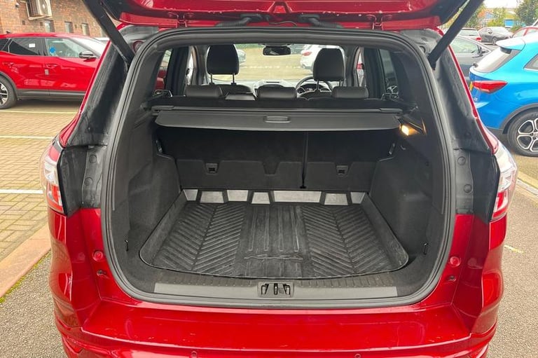 2019 Ford Kuga 2.0 TDCi 180 ST-Line Edition 5dr Manual Estate Diesel Manual