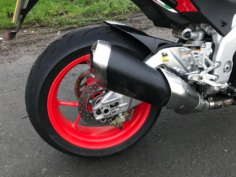 APRILIA TUONO 1100 V4 FACTORY, 2016(16), 3 OWNERS, IMMACULATE CONDITION, £6795