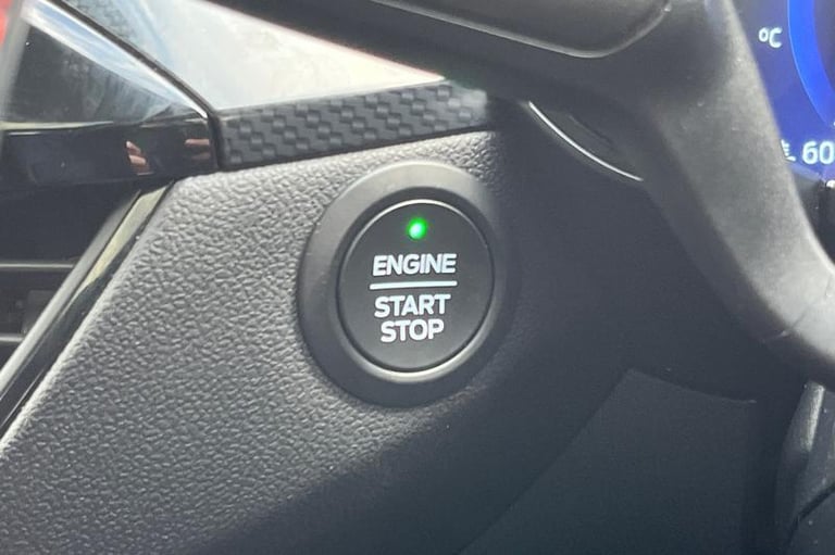2022 Ford Kuga 1.5 EcoBlue ST-Line X Edition 5dr, Platinum White Paint, Media screen, sat Estate ...