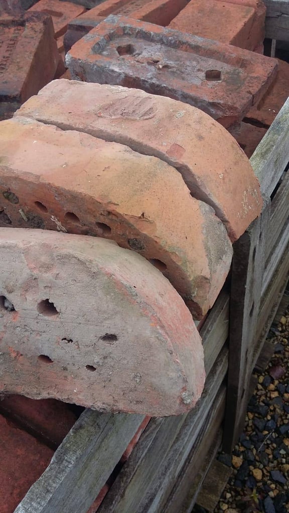 Bangor Blue Slates granite step scill roof ridge floor tiles chimney pot's 