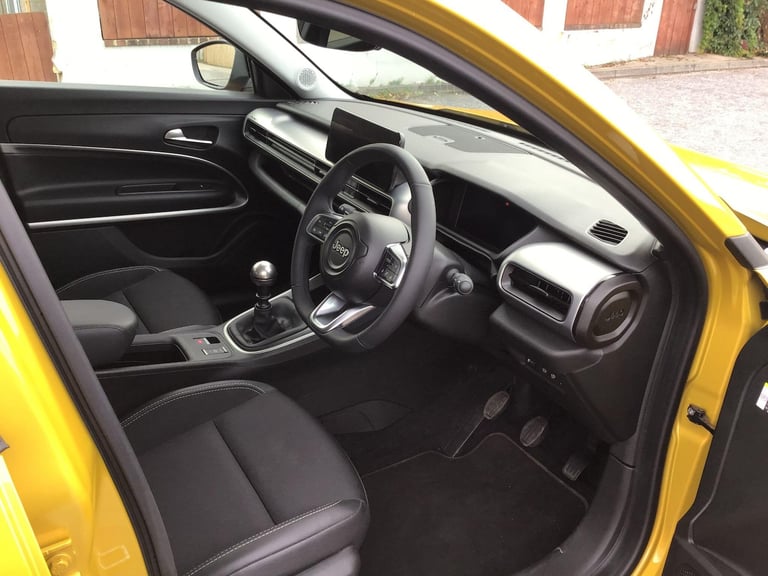 2024 Jeep Avenger Summit 1.2 100hp Mt HATCHBACK Petrol Manual