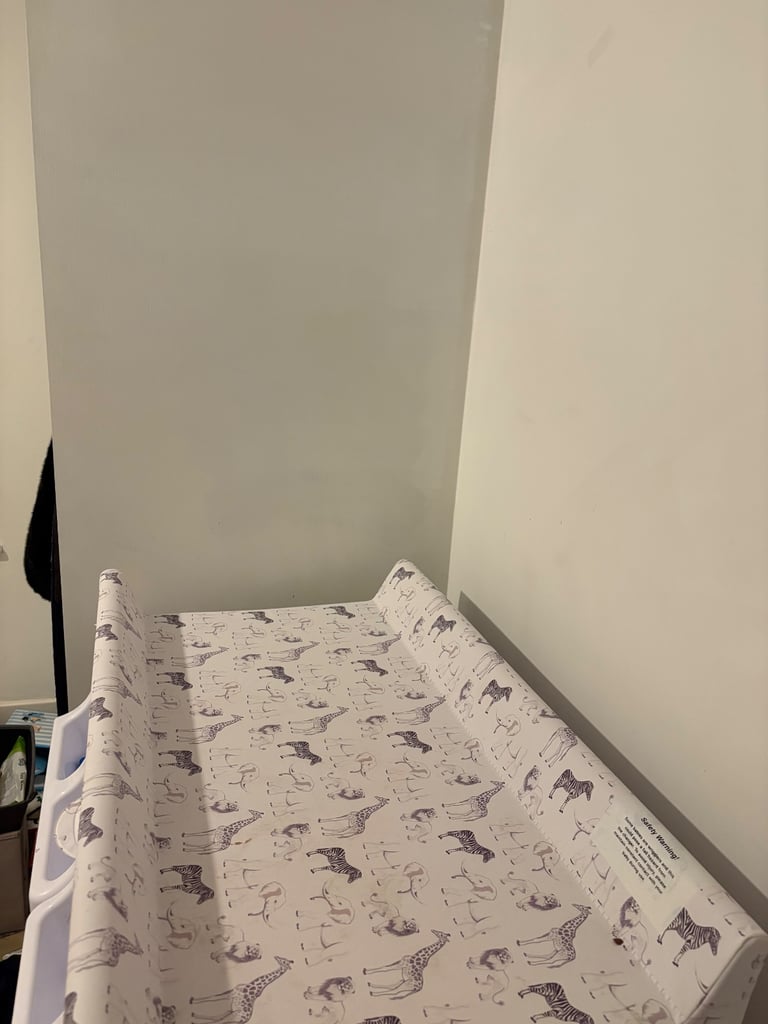 Baby changing table 