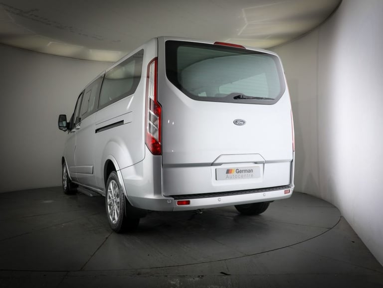 2022 Ford Tourneo Custom 2.0 320 EcoBlue Titanium Minibus Double Cab 5dr Diesel Auto L2 Euro 6 (s...