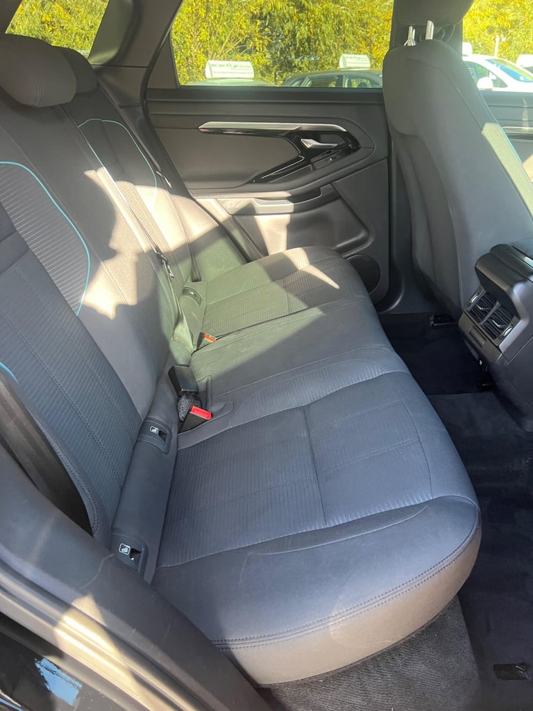 2020 Land Rover Range Rover Evoque 2.0 D150 MHEV R-Dynamic Auto 4WD Euro 6 (s/s) 5dr ESTATE Diese...