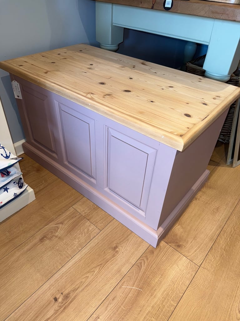 image for Solid Pine Blanket Box 