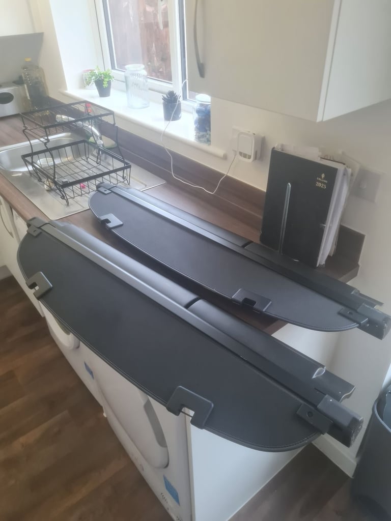 X2 MAZDA CX-5 (2024) PARCEL SHELF (EXCELLENT CONDITION) £30 EACH/£50 PAIR