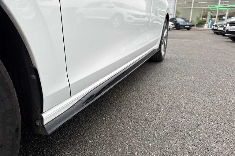 2021 Volkswagen Golf 1.5 TSI 150 R-Line 5dr Hatchback Petrol Manual
