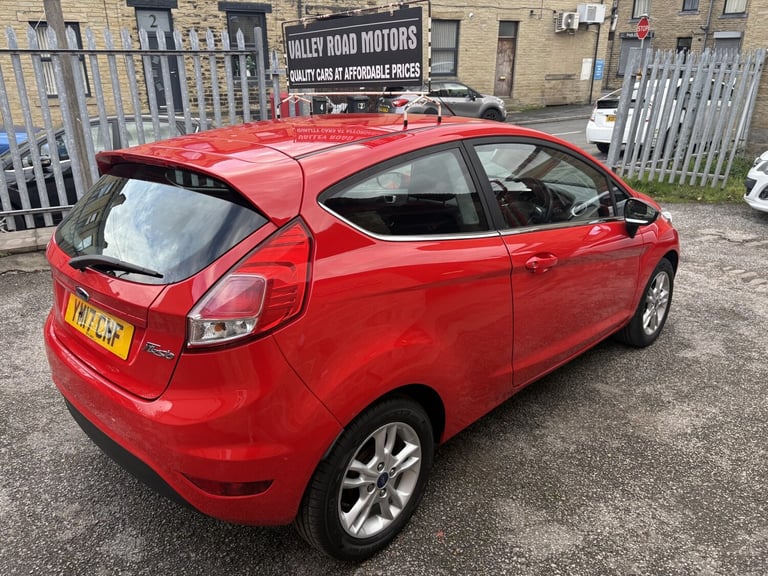 FORD FIESTA 1.25 Zetec 2017