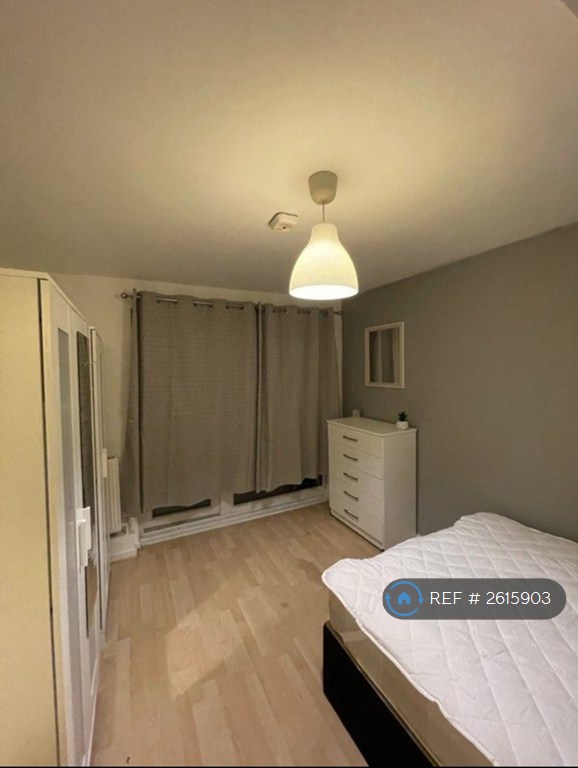 1 bedroom in Albany Gardens, Colchester, CO2 (#2615903)