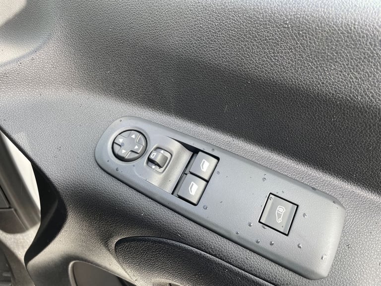  Vauxhall Combo 1.5 Turbo D 2300 Prime Panel Van 5dr Diesel Manual Swb Euro 6