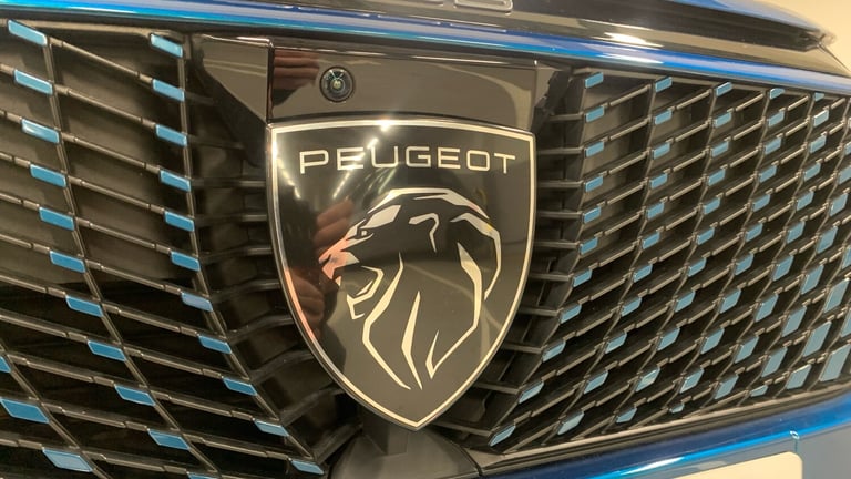 2024 Peugeot 3008 1.2 MHEV Allure e-DSC Euro 6 (s/s) 5dr SUV Hybrid Automatic