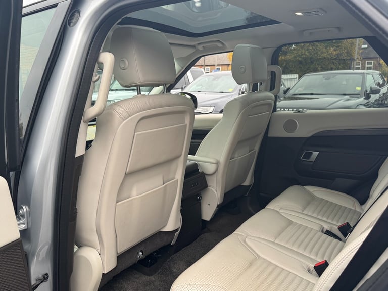 2019 Land Rover Discovery 2.0 SD4 HSE SUV 5dr Diesel Auto 4WD Euro 6 (s/s) (240 ps) ESTATE Diesel...