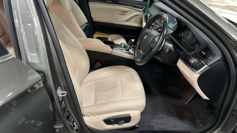 2014 BMW 5 Series 2.0 520d Luxury Touring Auto Euro 6 (s/s) 5dr ESTATE Diesel Automatic