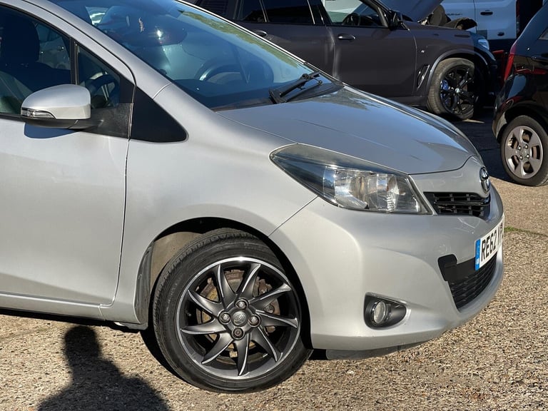 TOYOTA YARIS 1.3 Dual VVT-i Trend 2012