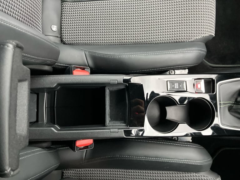 2021 Peugeot 2008 1.2 PureTech 130 GT 5dr Estate Manual