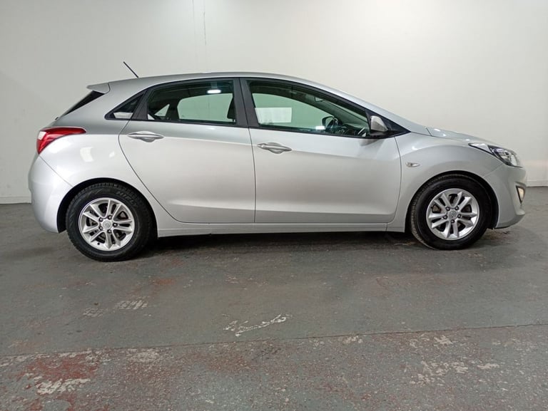 2013 Hyundai i30 1.4 Active Hatchback 5dr Petrol Manual Euro 5 (100 ps) Hatchback Petrol Manual