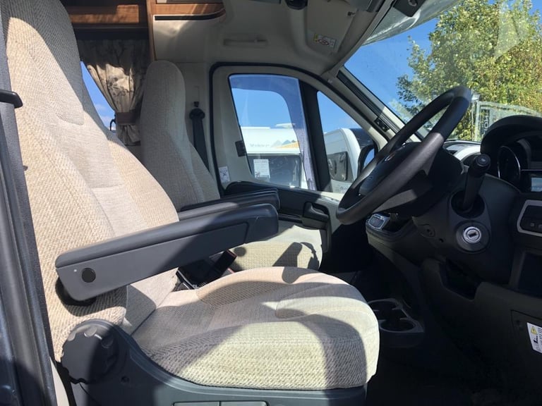 2016 AUTO-TRAIL COMANCHE FRONTIER 4 BERTH MOTORHOME