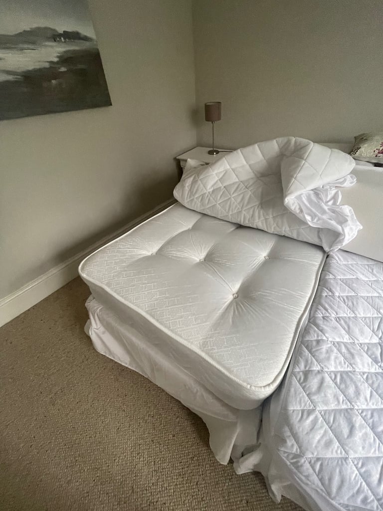 Double bed that converts into 2 singles