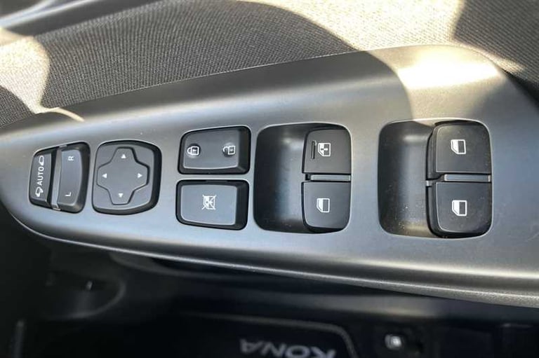 2023 Hyundai KONA 1.0 TGDi 48V MHEV Premium 5dr HATCHBACK PETROL Manual