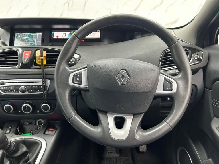 2011 Renault Scenic 1.5 dCi 110 Dynamique TomTom 5dr MPV DIESEL Manual