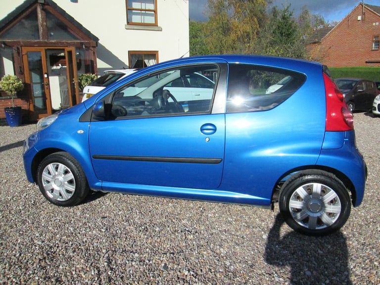 2011 Peugeot 107 1.0 Urban 3dr HATCHBACK Petrol Manual