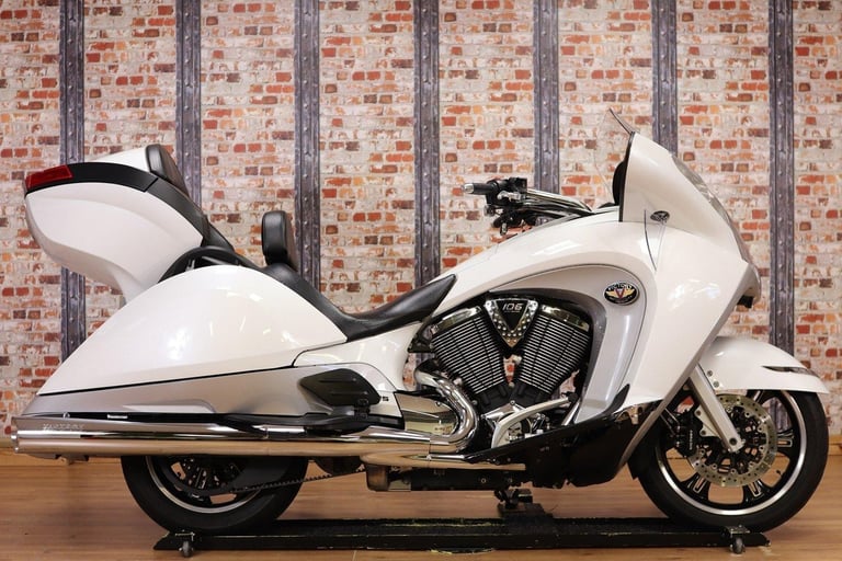 2012 VICTORY VISION TOUR ABS - 27,798 MILES - AWESOME TOURER!
