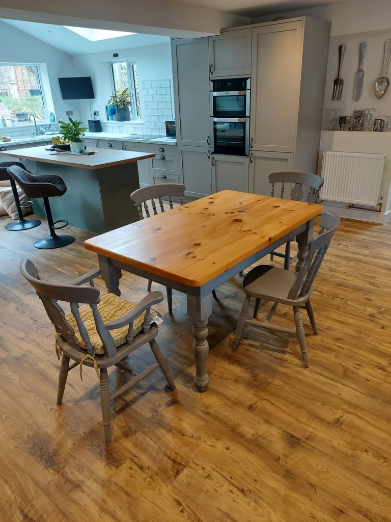 image for Kitchen Table