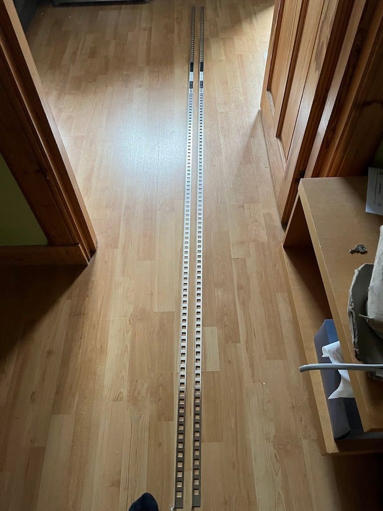 2x 2.5m Silver Trim 10mm