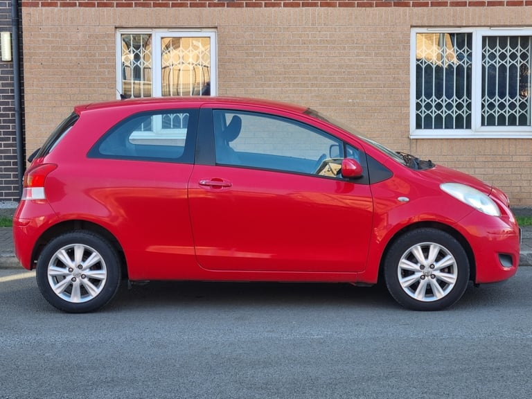 2009 Toyota Yaris 1.33 VVT-i TR 3dr [6] HATCHBACK Petrol Manual