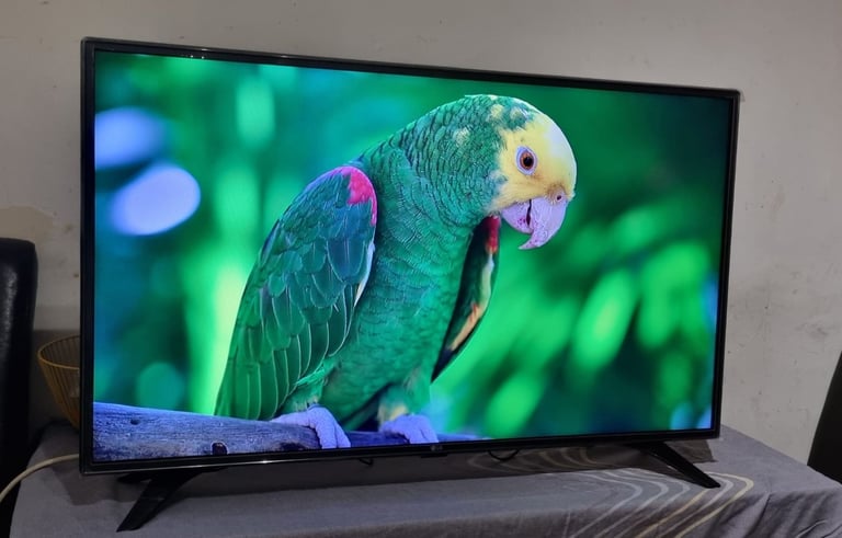 image for LG Smart WebOS 43inch Tv (Please Read Description)