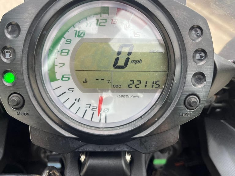 2008 08 KAWASAKI ZX 1000 ZX10 E8F NINJA ZX10R SPORTS BIKE BLACK STRAIGHT BARS