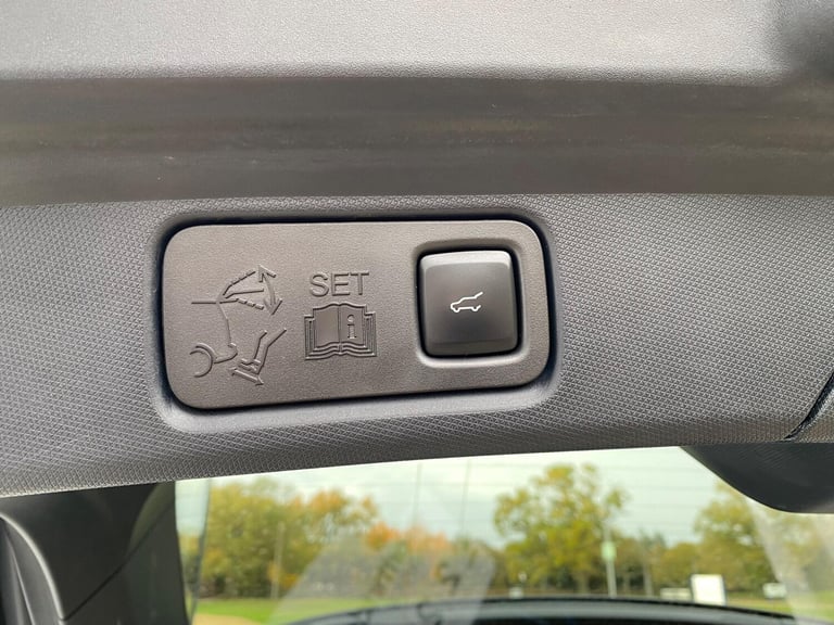 2022 Ford Mustang Mach-E Extended Range 91kWh AWD 5dr HATCHBACK Electric Automatic