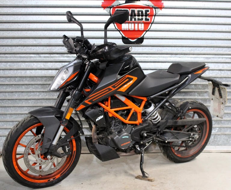 2023 73 KTM DUKE 125 ABS LEARNER LEGAL TRADE SALE 3K GREY/ORANGE NEW MOT RIDE