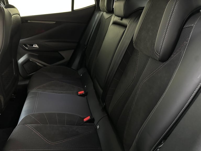 2023 DS Automobiles DS 4 1.6 E-TENSE 12.4kWh Performance Line + EAT8 Euro 6 (s/s) 5dr HATCHBACK P...