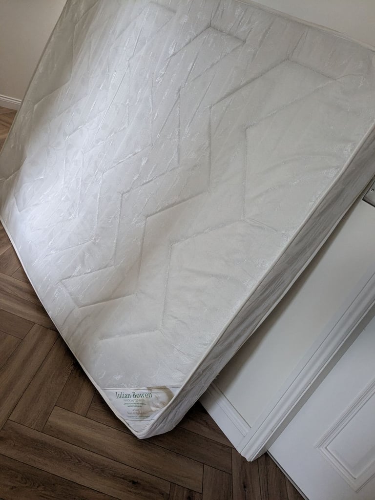 King size mattress 