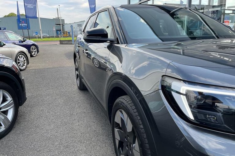 2025 Ford Explorer Extended Range 79kWh Premium SUV 5dr Electric Auto AWD (340 ps) Automatic SUV ...