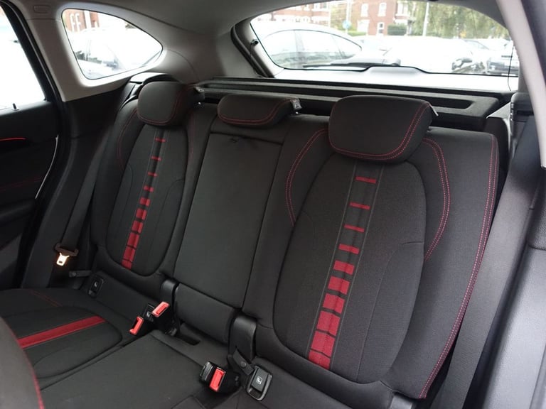 2018 BMW X1 2.0 20d Sport SUV 5dr Diesel Auto xDrive Euro 6 (s/s) (190 ps) £1025 EXTRAS ESTATE Di...