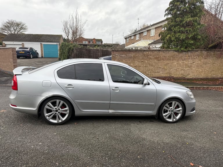 Skoda, OCTAVIA, Hatchback, 2010, Manual, 1968 (cc), 5 doors