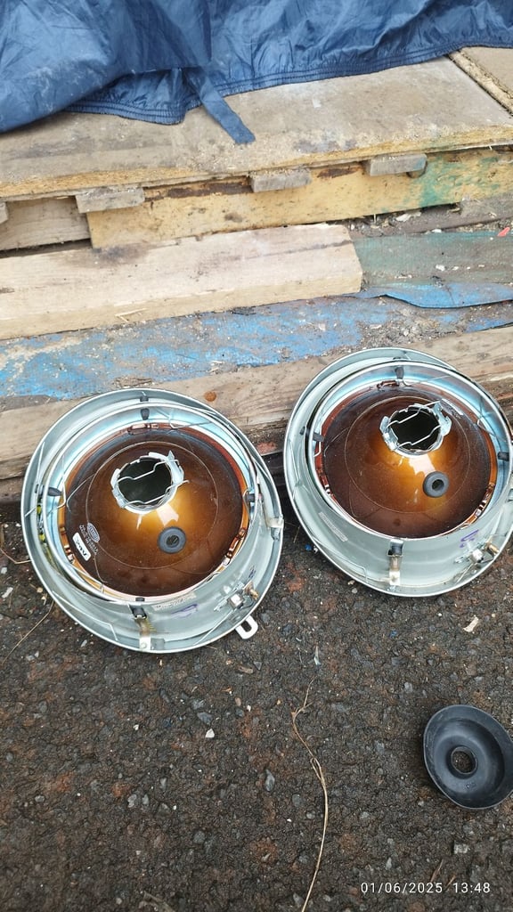 Classic VW beetle headlights 
