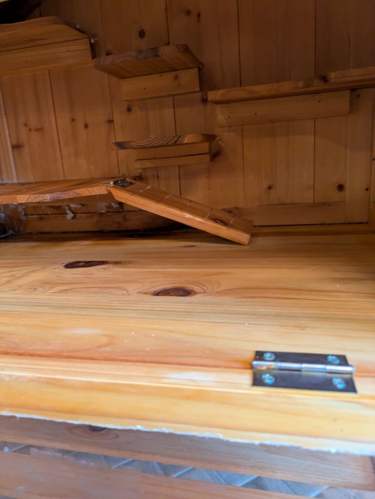 Wooden hamster cage 