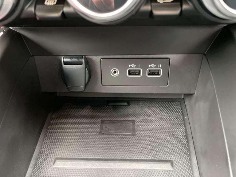 2024 Renault Clio Clio 1.0 TCe 90 Esprit Alpine 5Dr Hatchback Hatchback Petrol Manual