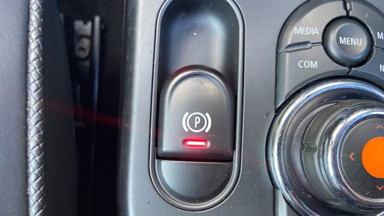 2020 MINI Electric Hatch Cooper SE 32.6kWh Level 3 Hatchback 3dr Electric Auto (184 ps) Hatchback...