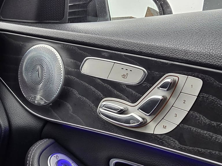 2019 Mercedes-Benz C Class 2.0 C300 AMG Line (Premium Plus) Saloon 4dr Petrol G-Tronic+ Euro 6 (s...