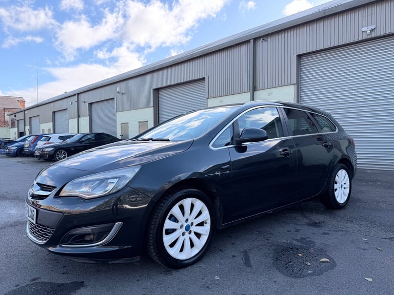 image for 2015 Vauxhall Astra 1.6i 16V Elite 5dr Auto ESTATE Petrol Automatic